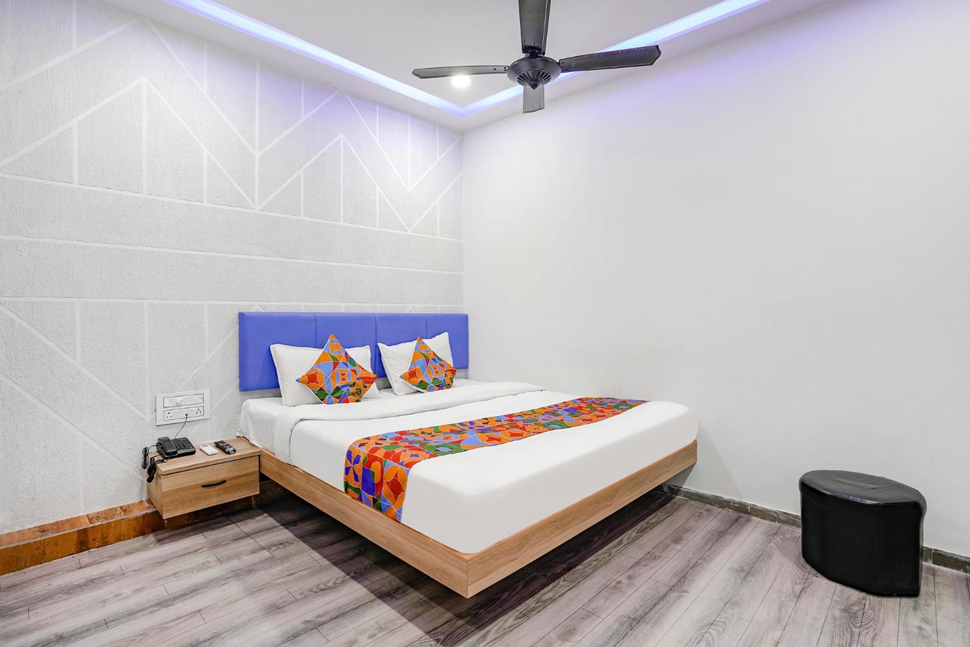 Fabhotel Vrundavan, Athwa Bhatha المظهر الخارجي الصورة