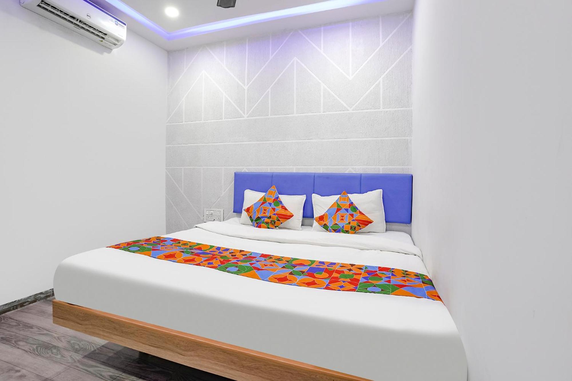 Fabhotel Vrundavan, Athwa Bhatha المظهر الخارجي الصورة